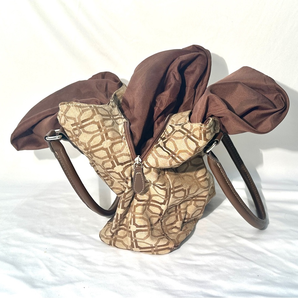Geometric Handbag - Picture 13 of 15